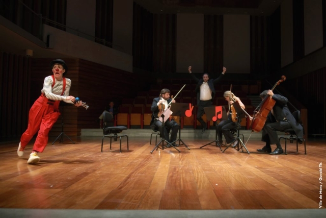 ORCW-for-kids-Clown-4-_TLR2741c-Ville-de-Mons-Oswald-Tlr